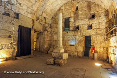 Bible Archaeology Discoveries: southeastern corner of the Monumental Hall